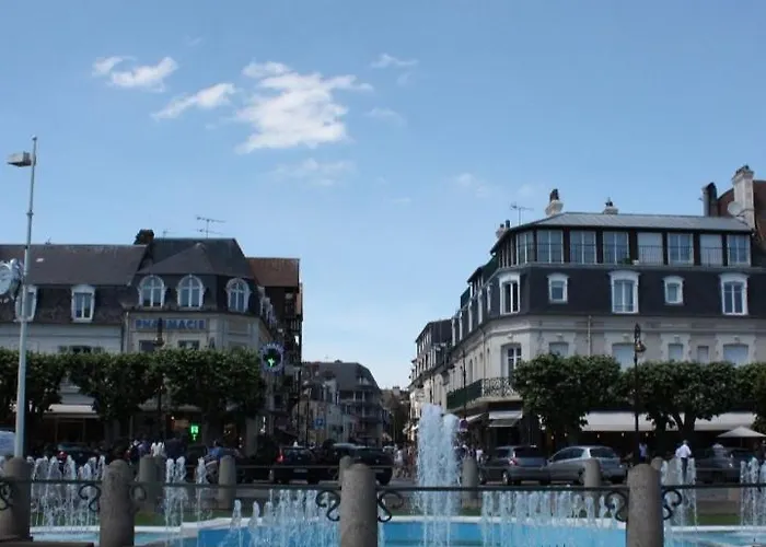 Le Metropole Centre Apartment *